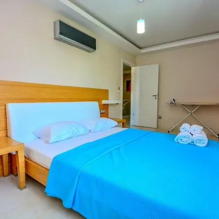 Caratpark Villa